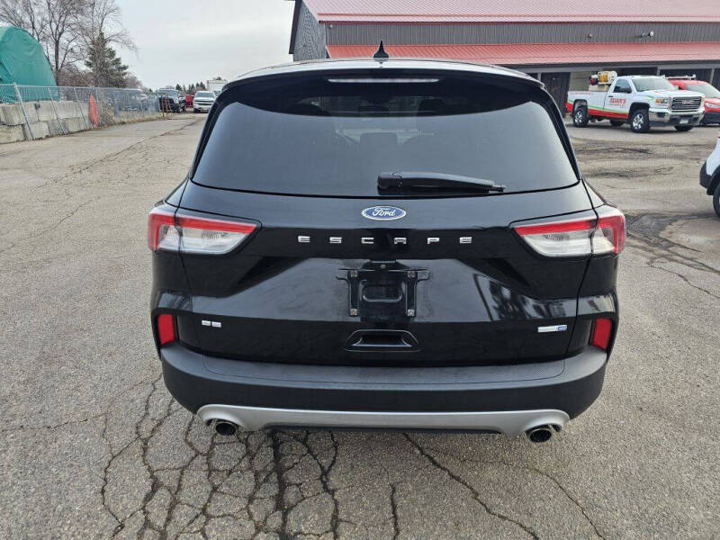 2020 Ford Escape SE