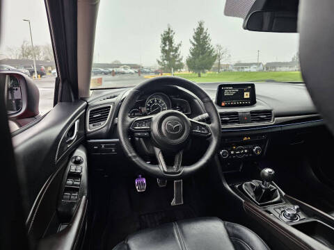 2017 Mazda MAZDA3 Touring 2.5