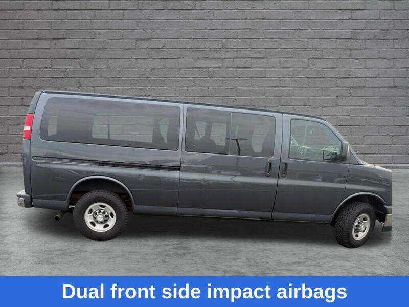 2017 Chevrolet Express LT 3500