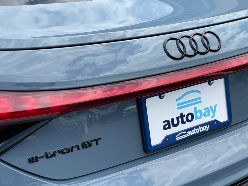 2022 Audi e-tron GT quattro Prestige