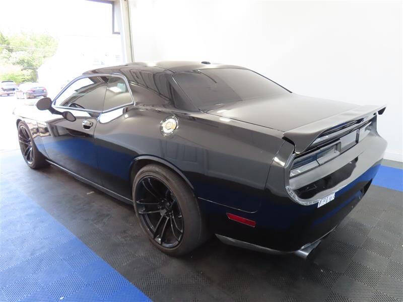 2014 Dodge Challenger SRT8 Core
