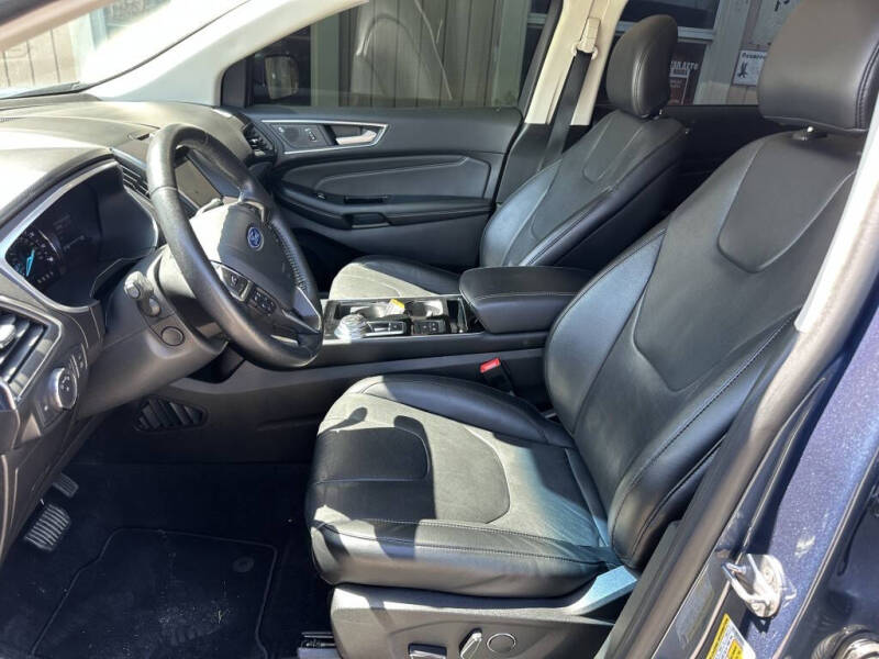 2019 Ford Edge Titanium