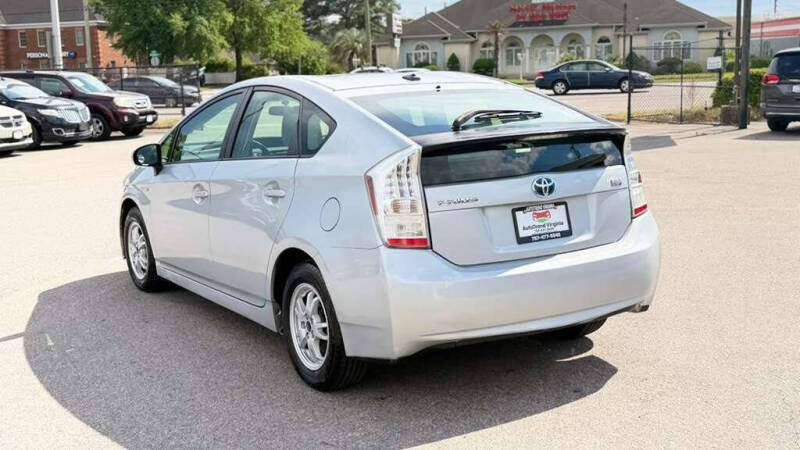 2010 Toyota Prius II