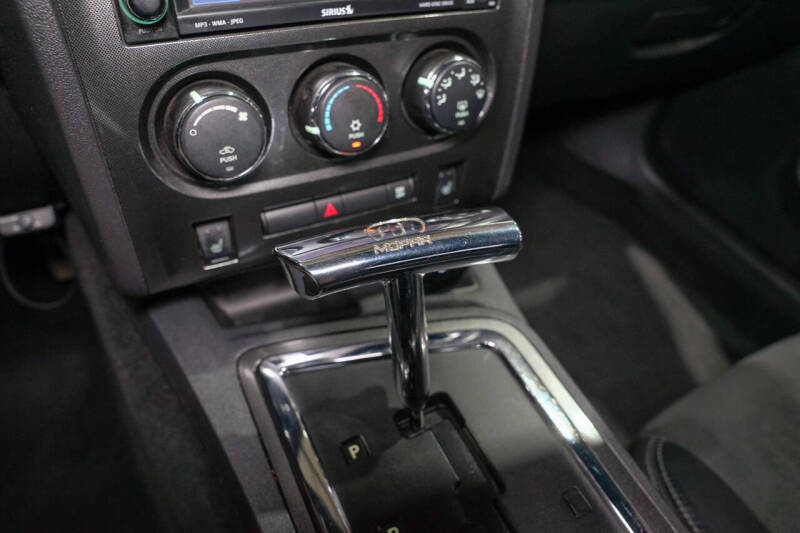 2009 Dodge Challenger SRT8