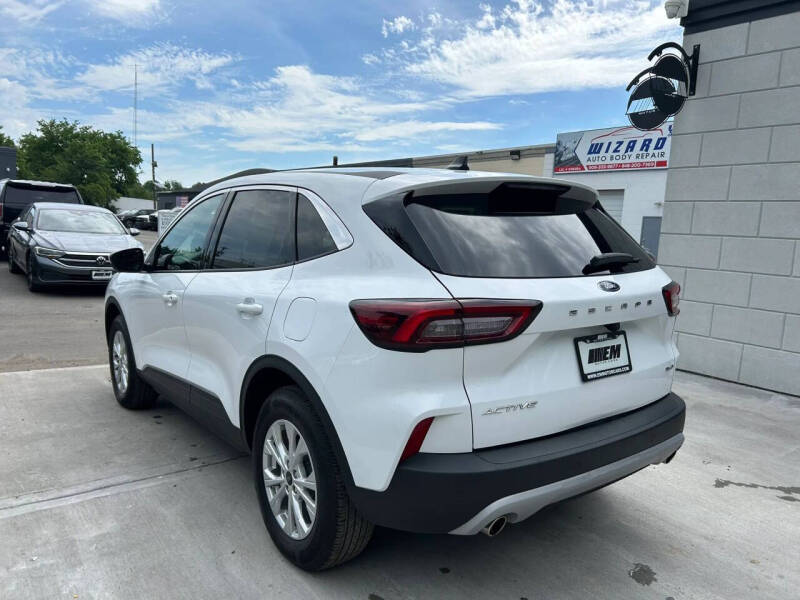 2024 Ford Escape Active