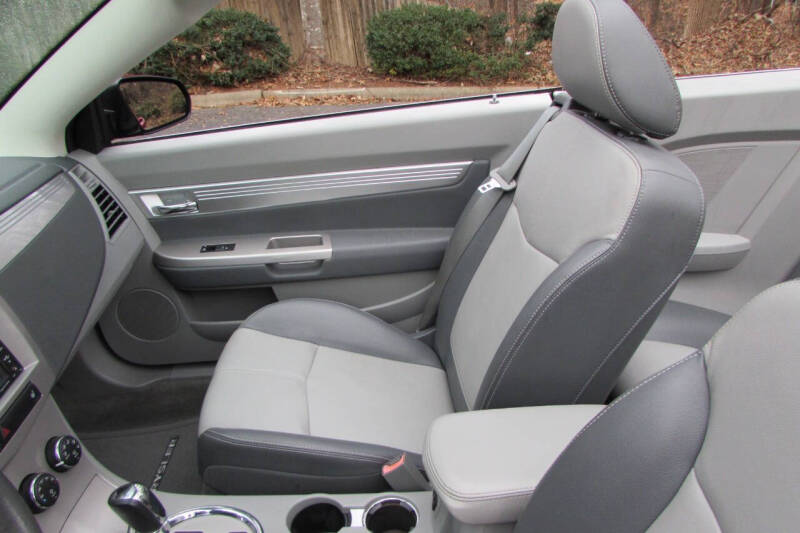 2008 Chrysler Sebring Touring photo 18