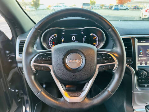 2018 Jeep Grand Cherokee Laredo