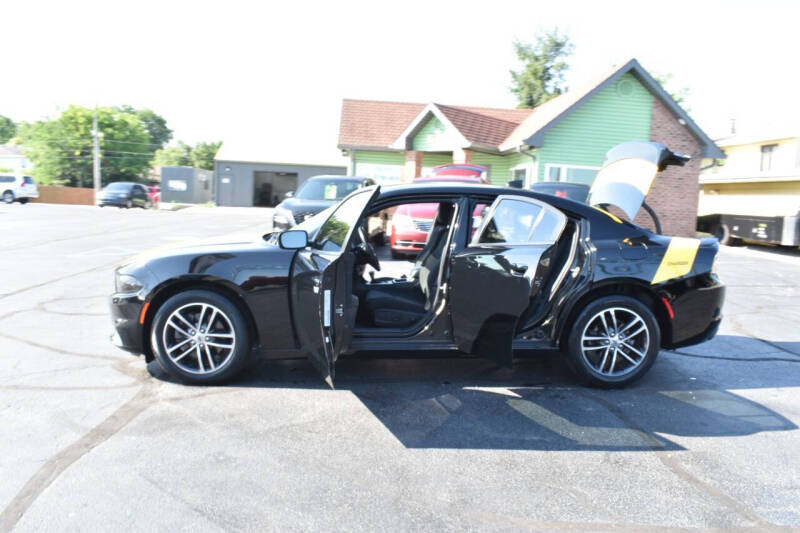 2019 Dodge Charger SXT