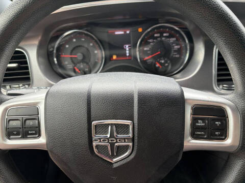 2012 Dodge Charger SE