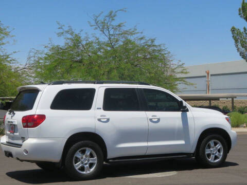 2016 Toyota Sequoia SR5