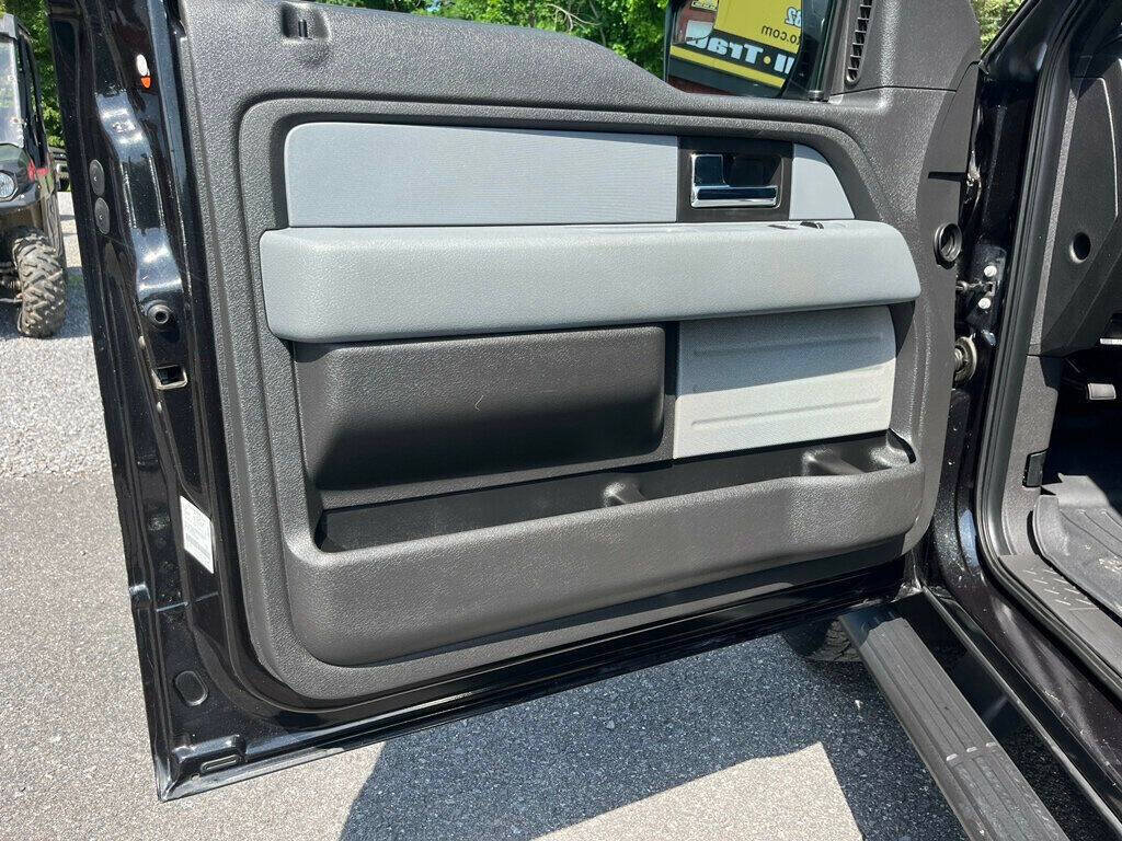 2014 Ford F-150 36