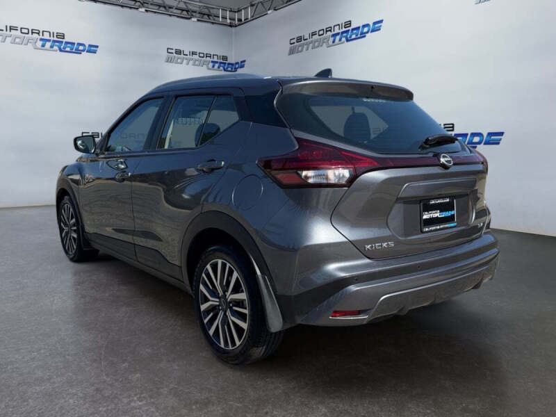 2024 Nissan Kicks SV