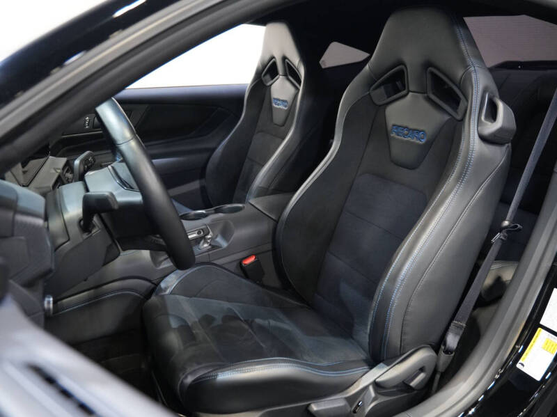 2024 Ford Mustang Dark Horse