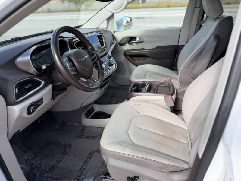 2018 Chrysler Pacifica Touring L