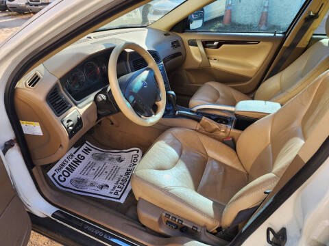 2004 Volvo XC70