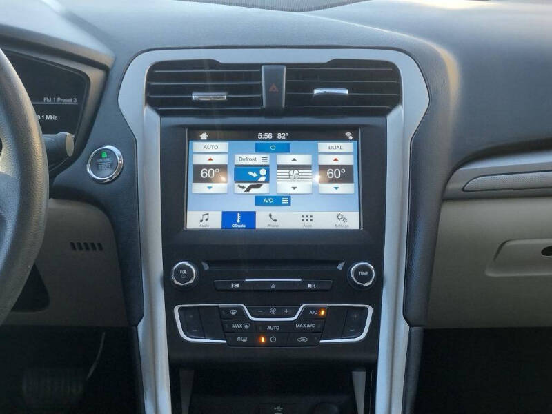 2018 Ford Fusion SE