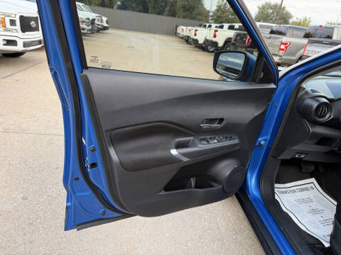 2022 Nissan Kicks SV