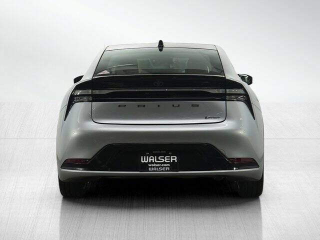 2025 Toyota Prius Plug-in Hybrid XSE