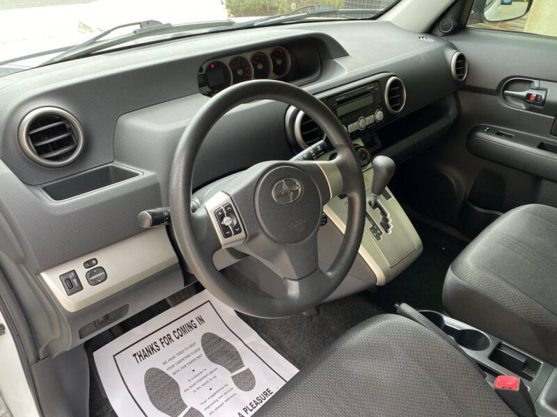 2008 Scion xB