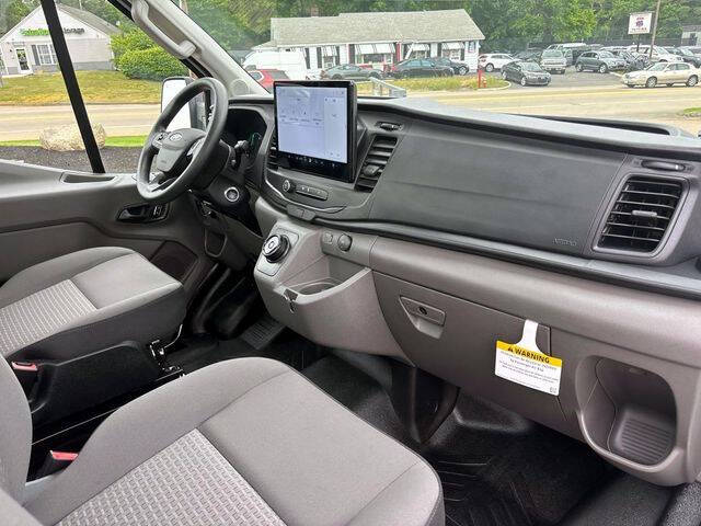 2024 Ford E-Transit 350