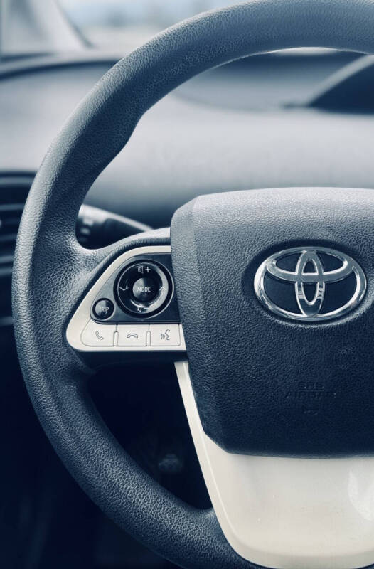 2017 Toyota Prius Two