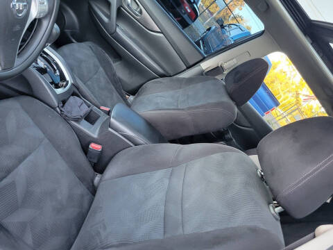 2014 Nissan Rogue SV