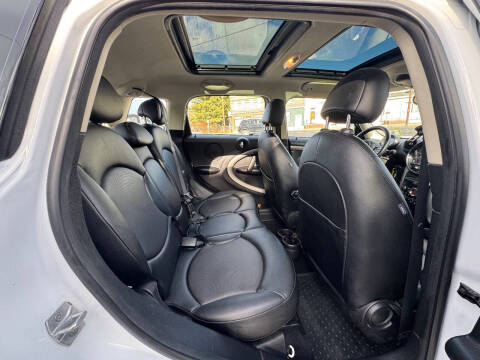 2016 MINI Countryman Cooper