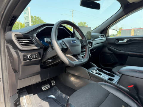 2023 Ford Escape ST-Line Elite