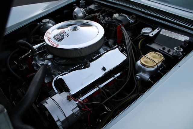 1969 Chevrolet Corvette 18