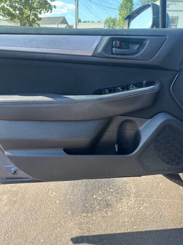 2015 Subaru Outback 2.5i