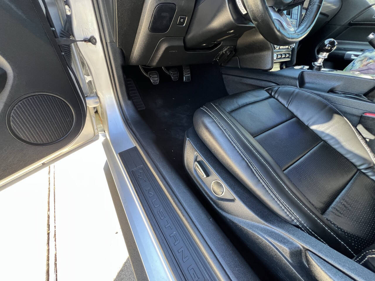 Used Car 2016 Ford Mustang  Gt 2dr Fastback For Sale Under $25,000 In Austin, Texas