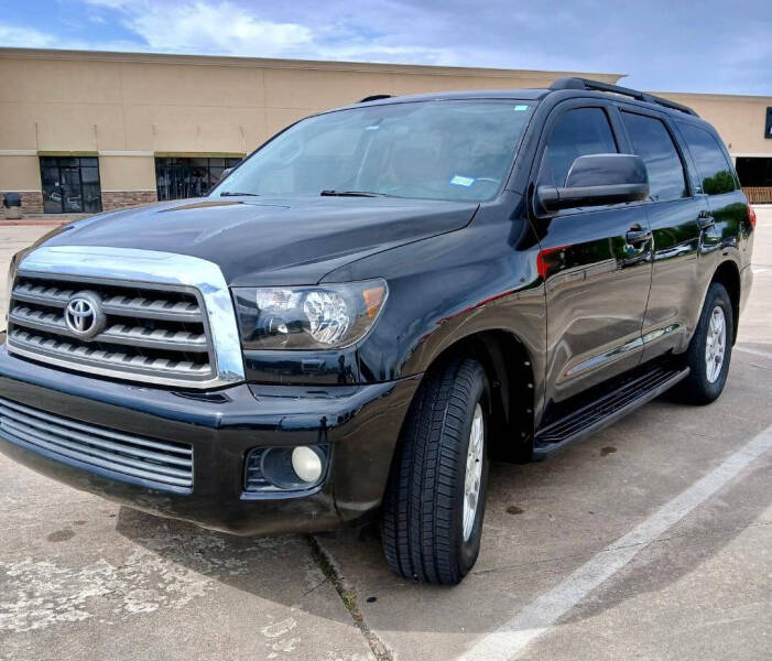 2011 Toyota Sequoia SR5