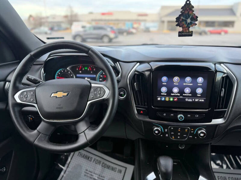 2023 Chevrolet Traverse LT Leather