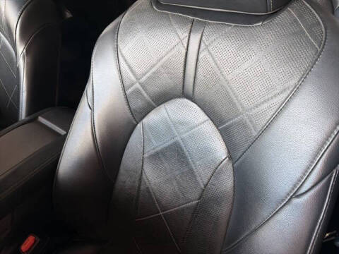 2023 Toyota Highlander Hybrid Platinum