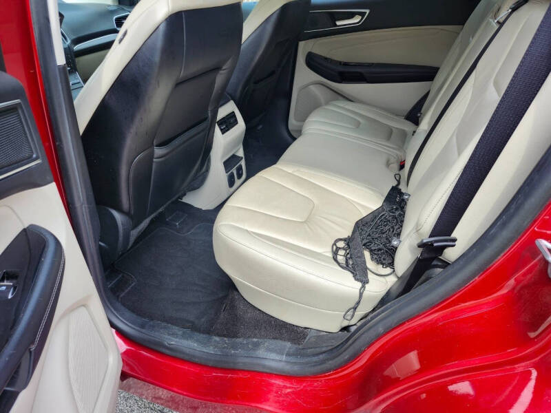 2020 Ford Edge Titanium