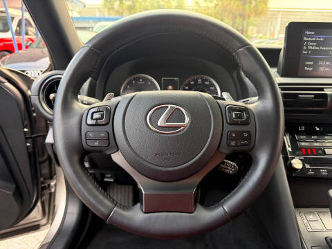 2023 Lexus IS 300