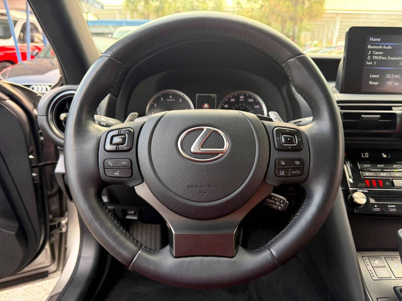 2023 Lexus IS 300