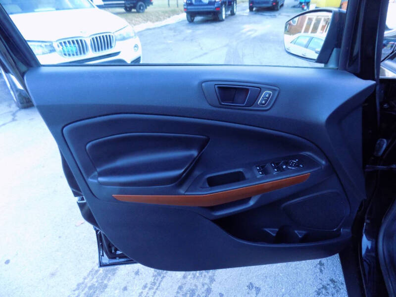 2018 Ford EcoSport SES