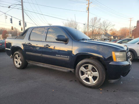2008 Chevrolet Avalanche for sale at COLONIAL AUTO SALES in North Lima OH