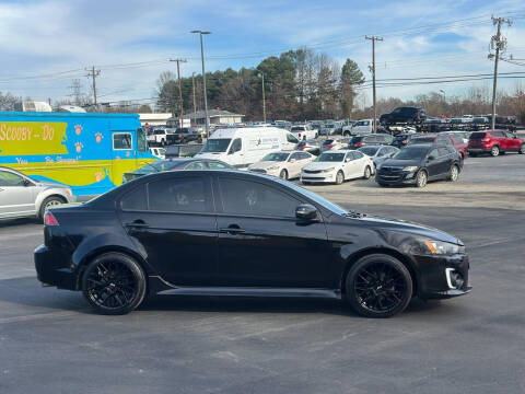 2017 Mitsubishi Lancer LE