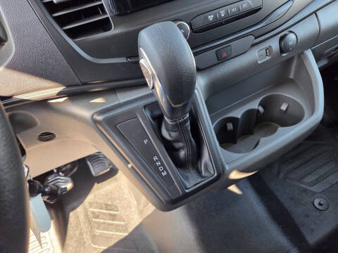 2025 Ford Transit