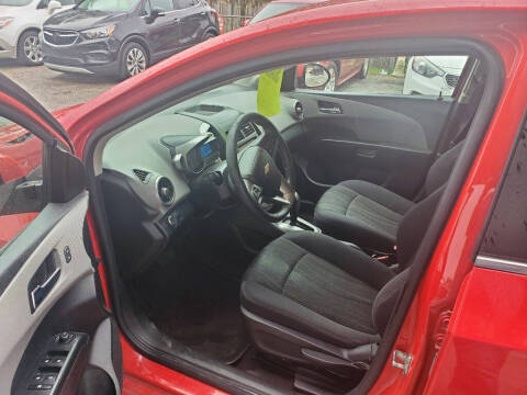 2016 Chevrolet Sonic LT Auto