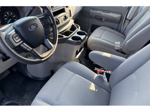 2025 Ford E-Series