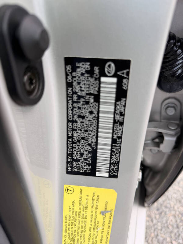 2005 Lexus ES 330