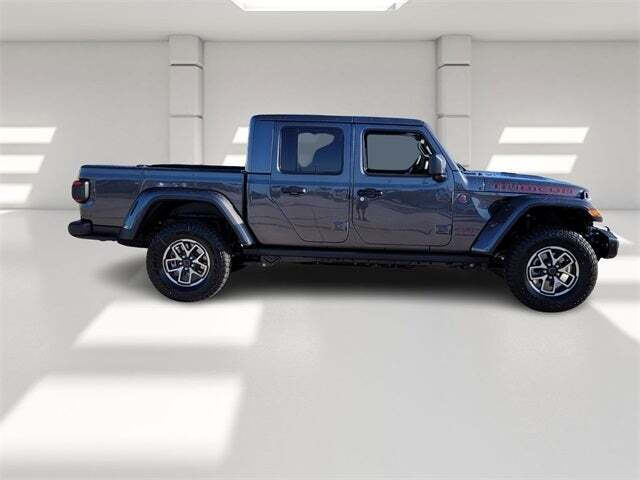 2024 Jeep Gladiator