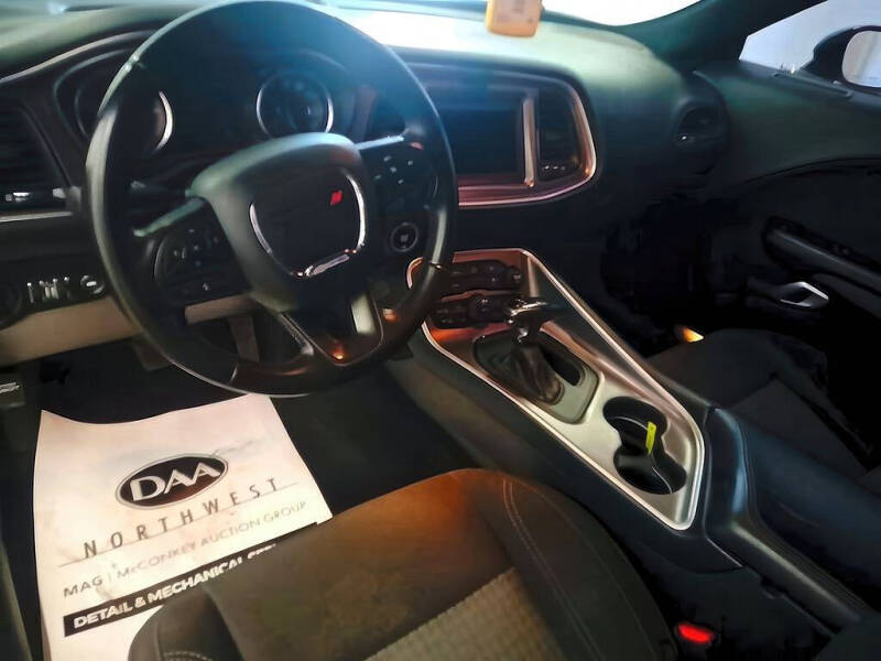 2021 Dodge Challenger SXT