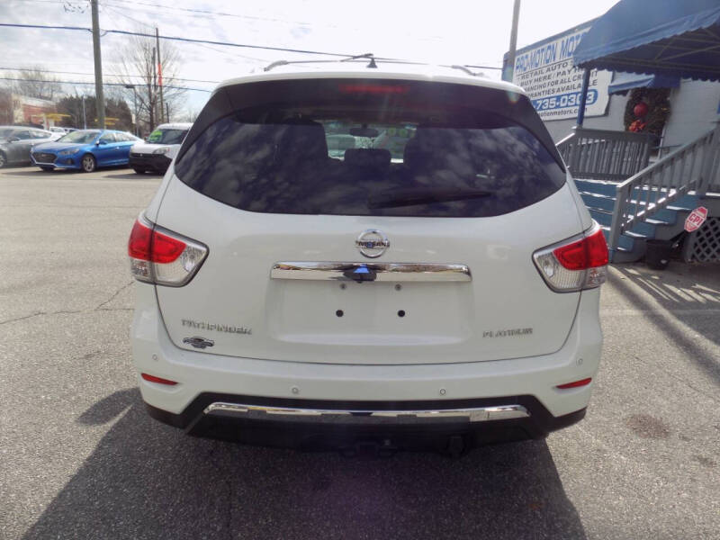 2015 Nissan Pathfinder Platinum