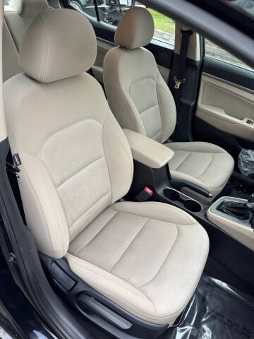 2018 Hyundai Elantra Value Edition