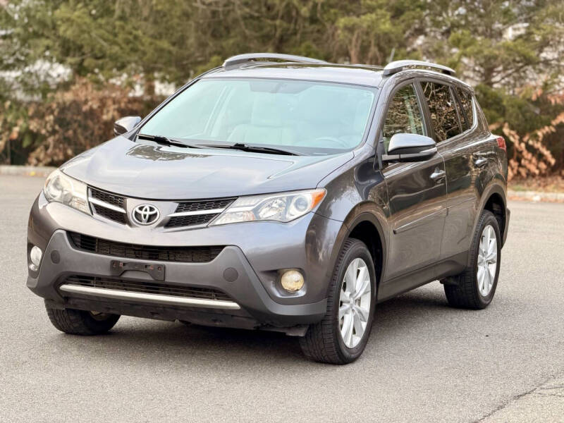2015 Toyota RAV4 Limited's photo