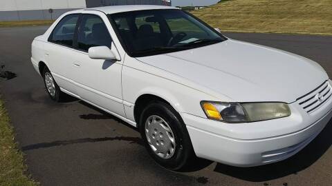 1997 Toyota Camry for sale at Happy Days Auto Sales in Piedmont SC